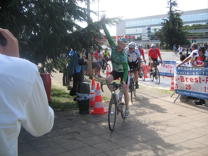 John O'Sullivan crosses the finish line